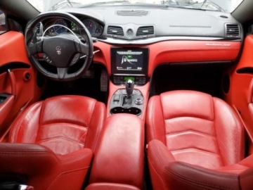 Maserati GranTurismo 2018 Maserati GranTurismo 2018, 4.7L, S, od ubezpieczalni 4.7 Benzyna 454KM, zdjęcie 6