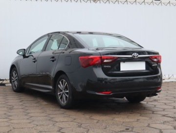 Toyota Avensis III Sedan Facelifting 2015 1.6 Valvematic 132KM 2015 Toyota Avensis 1.6 Valvematic, Salon Polska, zdjęcie 3