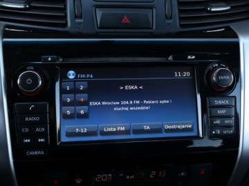 Nissan Navara IV Double Cab 2.3 190KM 2015 Nissan Navara 2.3 dCi, Salon Polska, zdjęcie 11