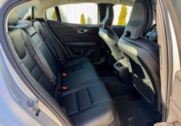 Volvo S60 III 2021 Volvo S60 Volvo S60 2.0 Hybryda 250KM, zdjęcie 20