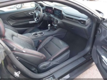 Ford Mustang VI 2025 Ford Mustang Gt Fastback 2025 5.0l 5.0 Benzyna 480KM, zdjęcie 9