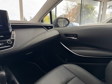 Toyota Corolla XII Sedan 1.8 Hybrid 122KM 2022 Toyota Corolla Executive / 1 właściciel / Salon Po, zdjęcie 26