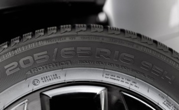 Toyota 2021 Toyota Yaris Cross 1.5 Comfort CVT 1.5 Benzyna 125KM, zdjęcie 16