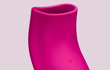 МНОГОФУНКЦИОНАЛЬНОЕ ПРОСВЕТЛЕНИЕ И УЛУЧШИТЕЛЬ ДЛЯ ГУБ GESKE 6 В 1, НАНЕСЕНИЕ 2 НАКЛАДКИ