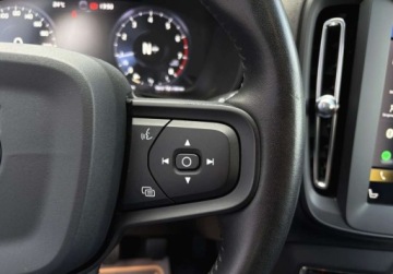Volvo XC40 Crossover 1.5 T3 156KM 2018 Volvo XC 40 T3 156KM MANUAL FABRYCZNY LAKIER GWARANCJA zarejestrowany, zdjęcie 16
