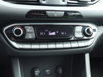 Hyundai i30 III Hatchback Facelifting 1.0 T-GDI 120KM 2024 Hyundai i30 1.0 T-GDI, Salon Polska, zdjęcie 12