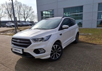 Ford Kuga II SUV Facelifting 1.5 EcoBoost 150KM 2019 Ford Kuga Ford Kuga 1.5 EcoBoost 150KM, ST-line, Salon PL 1.5 Benzyna 150KM, zdjęcie 1