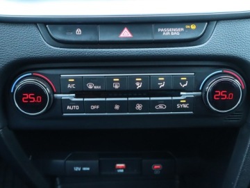 Kia Ceed III Kombi Facelifting 1.5 T-GDI 160KM 2022 Kia Ceed 1.5 T-GDI, Salon Polska, 1. Właściciel, zdjęcie 11