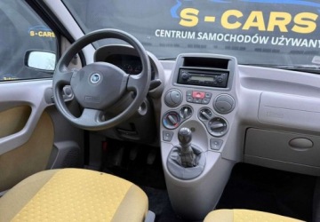 Fiat Panda II Hatchback 5d 1.2 8v 60KM 2004 Fiat Panda Fiat Panda 1.2 b DACH PANORAMICZNY WSPOMAGANIE CITY zamiana, zdjęcie 5