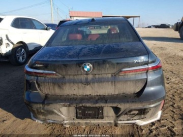 BMW Seria 7 G70 2025 BMW Seria 7 740i Xdrive, 2025r., 4x4, 3.0L 3.0 Hybryda 375KM, zdjęcie 7