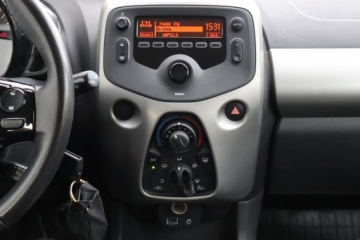 Toyota Aygo I Hatchback 5d Facelifting 1.0 VVT-i 68KM 2014 Toyota Aygo 1.0 VVT-i, Salon Polska, zdjęcie 11