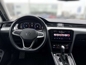 Volkswagen Passat B8 Variant Facelifting 2.0 TDI SCR 150KM 2023 Volkswagen Passat Variant TDI 150KM Business Ambiente Area View LED Mat, zdjęcie 12