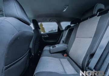 Toyota Auris II Hatchback 5d Facelifting 1.8 Hybrid 136KM 2017 Toyota Auris Bezwypadkowy, FV23,1.8 Automat, KredytowanieLeasing, gw.12m g, zdjęcie 20