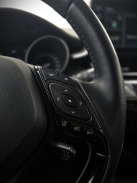 Toyota C-HR I Crossover Facelifting 1.8 Hybrid 122KM 2023 Toyota C-HR Toyota C-HR 1.8 Hybrid Comfort FV23 Gwarancja Salon PL, zdjęcie 30