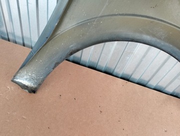 BLATNÍK LEVÝ PŘEDNÍ OPEL ASTRA H III BARVA Z168