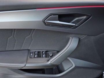 Cupra Leon II Hatchback Facelifting 2.0 TDI 150KM 2025 Cupra Leon LED, Keyless, Ambiente, Full Link, 2.0 Diesel 150KM, zdjęcie 27