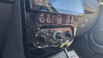 Dacia Duster I SUV 1.6 16V 105KM 2012 Dacia Duster Klima orurowana, zdjęcie 11