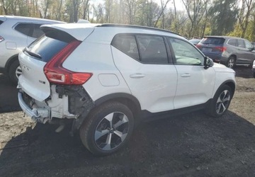 Volvo XC40 Crossover Facelifting 1.5 T2 129KM 2024 Volvo XC 40 Auta z USA - Zapytaj o wiecej ofert 1.5 Benzyna 129KM, zdjęcie 11