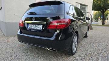 Mercedes Klasa B W246 Sports Tourer Facelifting 2.0 250 211KM 2016 Mercedes-Benz Klasa B 2,0 benzyna 211 KM 4Matic automat NAVI Full LED zare, zdjęcie 12