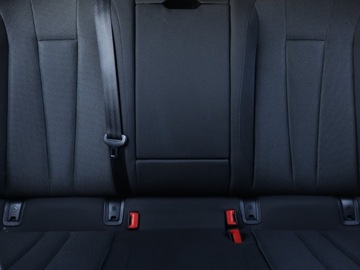 Audi A4 B9 Avant Facelifting 2.0 35 TFSI 150KM 2022 Audi A4 35 TFSI, Salon Polska, 1. Właściciel, zdjęcie 9