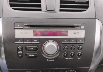 Suzuki SX4 I Hatchback Facelifting 1.6 VVT 120KM 2012 Suzuki SX4 I rej 2013r, 1.6 Benzyna. Uszkodzony. Poobijany. Jezdzi. 1.6, zdjęcie 12