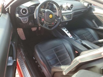 Ferrari California 2015 Ferrari California T 2015 3.9l 3.9 Benzyna 553KM, zdjęcie 8