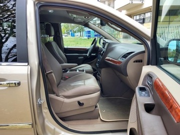 Chrysler Town &amp; Country V 2013 town chrysler Touring L * V6 3.6l benzyna 283KM Dokumentacja *7 Miejsc, zdjęcie 36