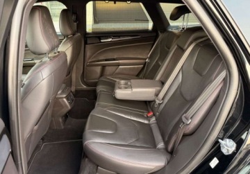 Ford Mondeo V Kombi Facelifting 2.0 EcoBlue 190KM 2019 Ford Mondeo ST LINE AWD 4x4 190Ps 8biegow MaxyMalneWyposazenie PoPelnymSer, zdjęcie 28