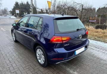 Volkswagen Golf VII Hatchback 3d Facelifting 1.6 TDI-CR DPF BMT 115KM 2018 Volkswagen Golf Volkswagen Golf 1.6 TDI SCR DSG Comfortline 1.6 Diesel, zdjęcie 2