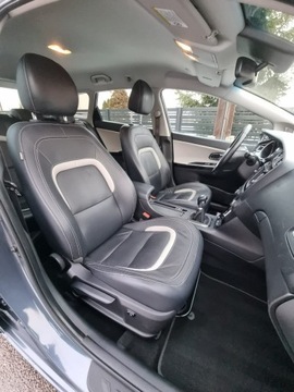 Kia Ceed II Kombi 1.6 CRDi 128KM 2014 Kia Cee'd 1.6 CRDI Xenon Led Skóra Klimatronik, zdjęcie 13
