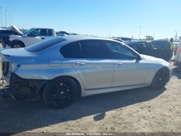 BMW Seria 5 F10-F11 2014 BMW Seria 5 BMW F10 550i, od ubezpieczalni 4.4 Benzyna 445KM, zdjęcie 8
