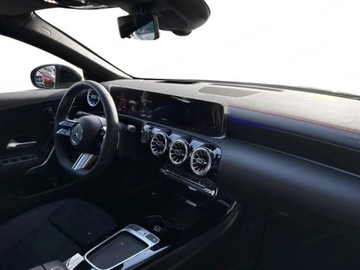 Mercedes CLA C118/X118 Coupe Facelifting 1.3 200 163KM 2025 MERCEDES-BENZ CLA 200 AMG Line Sedan 1.3 (163KM) 2025, zdjęcie 6