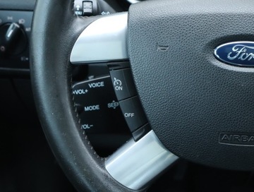 Ford Kuga I 2010 Ford Kuga 2.0 TDCi, Skóra, Klima, Klimatronic, zdjęcie 19