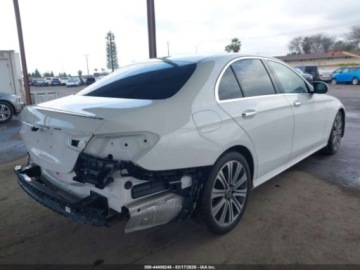 Mercedes Klasa E W214 2023 Mercedes-Benz Klasa E 350 2023 2.0 Benzyna 255KM, zdjęcie 5