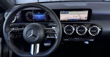 Mercedes Klasa A W177/V177 Hatchback Facelifting 2.0 220 190KM 2023 Mercedes-Benz Klasa A Salon PL 4Matic AMG 8G-DCT BlindSpot CarPlay Kamera, zdjęcie 13