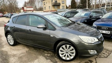 Opel Astra J Hatchback 5d 1.6 Twinport ECOTEC 115KM 2010 Opel Astra 1.6i 116PS OPŁACONY Bezwypadkowy, zdjęcie 6