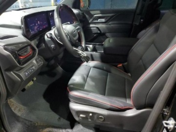 Chevrolet Silverado II 2024 Chevrolet Silverado 2024, 4x4, RST, EV, porysowany lakier Elektryczny 754KM, zdjęcie 7