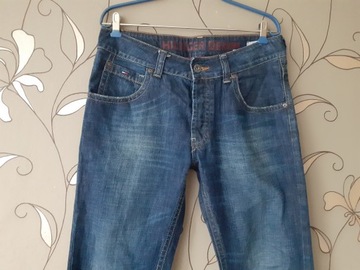 HILFIGER DENIM-SUPER SPODNIE 31/30 Y7