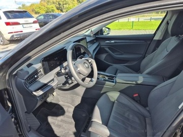 Skoda Superb III Kombi Facelifting 1.5 TSI 150KM 2024 Skoda Superb 1.5 TSI 150 KM DSG Design Selection SUITE Black VAT 23, zdjęcie 5