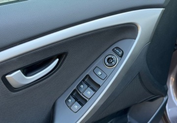 Hyundai i30 II Wagon Facelifting 1.4 MPI 100KM 2015 Hyundai i30 1,4 100KM LIFT Key-less Kamera Navi Bezwypadkowy SERWIS Super, zdjęcie 29