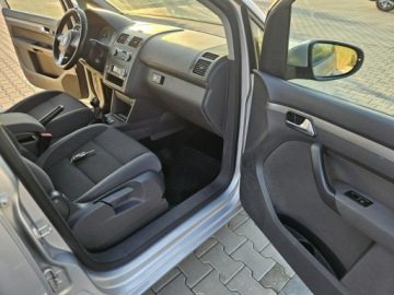 Volkswagen Touran II 1.4 TSI 140KM 2011 Volkswagen Touran 1.4 140 Km Klimatronik,7 Osobowy, zdjęcie 10