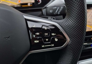 Volkswagen Arteon Fastback Facelifting 2.0 TDI 200KM 2022 Volkswagen Arteon Elegance 2.0TDI 200KM DSG Kamera DCC ACC Skora Hak Harma, zdjęcie 21