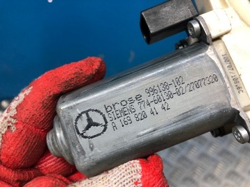 MERCEDES W169 MOTOREK OKNO LEVÝ PŘEDNÍ A1698204142