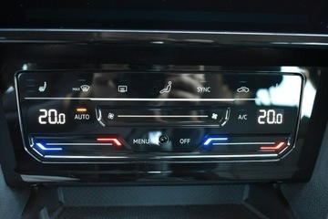 Volkswagen Passat B8 Variant Facelifting 1.5 TSI EVO 150KM 2023 Volkswagen Passat Bezwypadkowy / Salon Polska /, zdjęcie 23