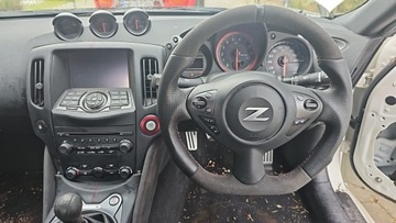 NISSAN 370Z FACELIFT SVĚTLA PRAVÁ LEVÝ NISMO EVROPA