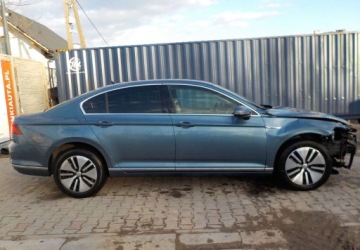 Volkswagen Passat B8 2017 Volkswagen Passat Okazja 1.4 Hybryda Plug-in 156KM, zdjęcie 14