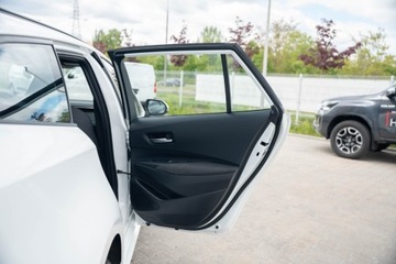 Toyota Corolla XII TS Kombi Facelifting 1.8 Hybrid 140KM 2023 Toyota Corolla 1.8 Hybrid Comfort Seria E21 (2019-, zdjęcie 16