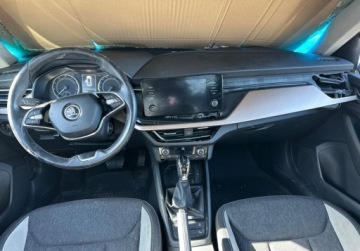 Skoda Kamiq Crossover 1.0 TSI 110KM 2023 Skoda Kamiq 1.0TSI 110KM 2023r. Salon Polska F-Vat 23 Benzyna 110KM, zdjęcie 9