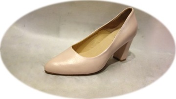 КОЖАНЫЕ туфли-лодочки розовые, каблук 7 см, № 38.