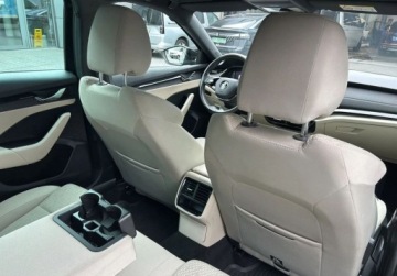 Skoda Octavia IV Scout 1.5 TSI ACT 150KM 2021 Skoda Octavia Style, Tempomat, Kamera, Podgrzewane fotele, CarPlay, Salon, zdjęcie 8